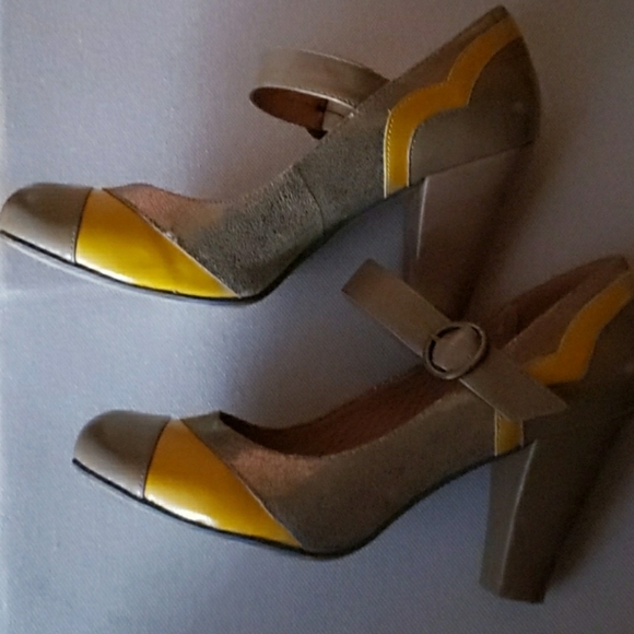 Woman's shoes - Picture 3 of 4